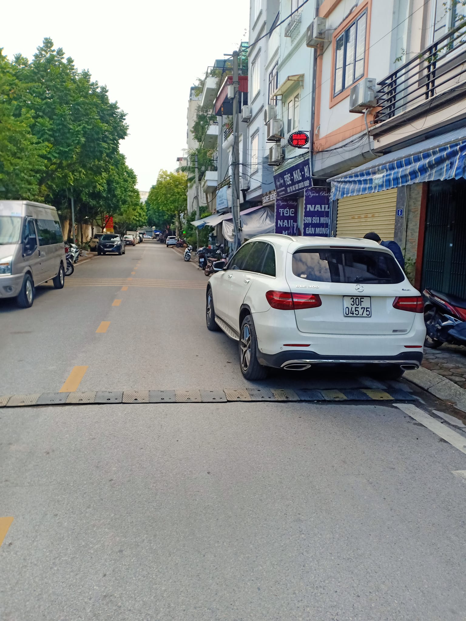 BÁN NHÀ ÁI MỘ BỒ ĐỀ-LÔ GÓC-51M 11xTỶ-NGÕ TO NHƯ PHỐ-ÔTÔ TRÁNH-KINH DOANH TỐT