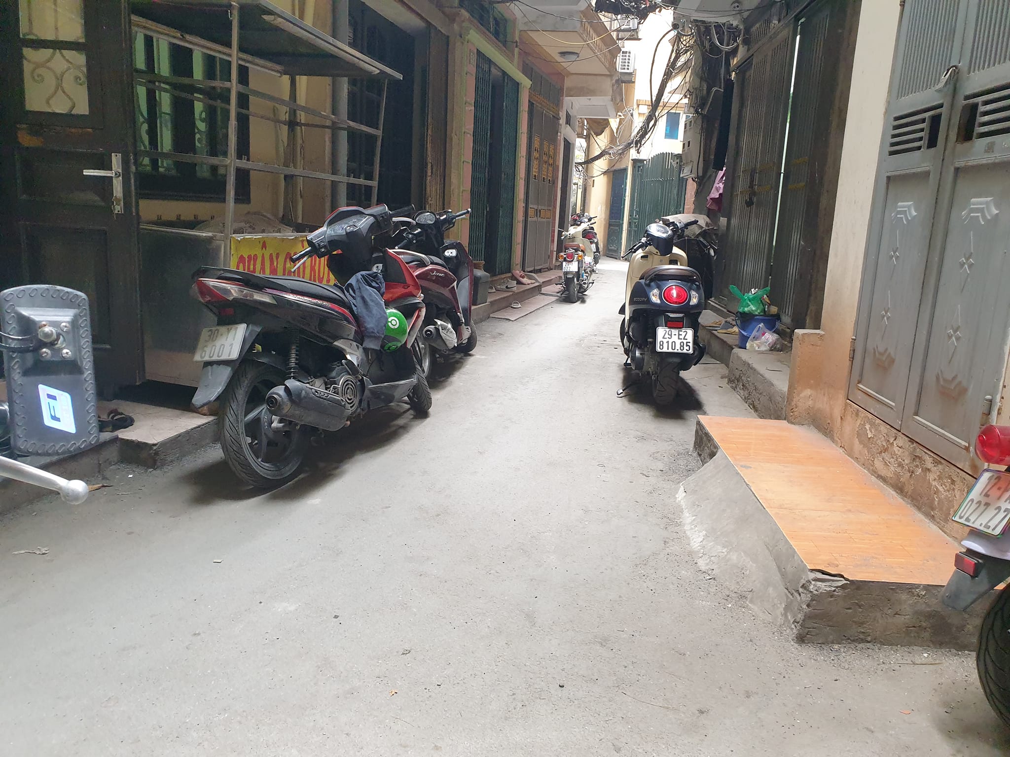 BÁN NHÀ THỊNH QUANG ĐỐNG ĐA 30M2 5 TẦNG 6.3M MẶT TIỀN GIÁ CHÀO 4.6 TỶ