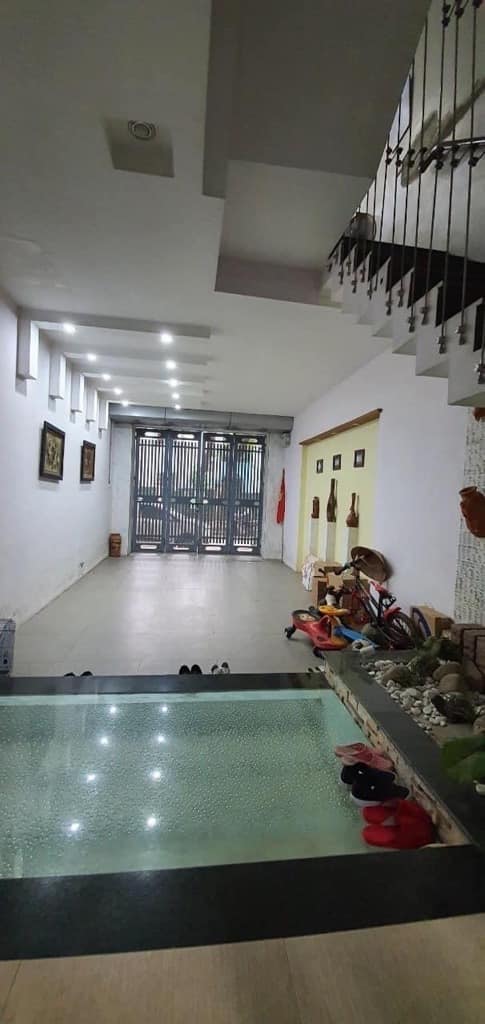 Bán nhà 55 m x 5 tầng 16.3 tỷ ,vỉa hè,khu phân lô Ô TÔ tránh Đền Lừ Hoàng Mai Hà Nội