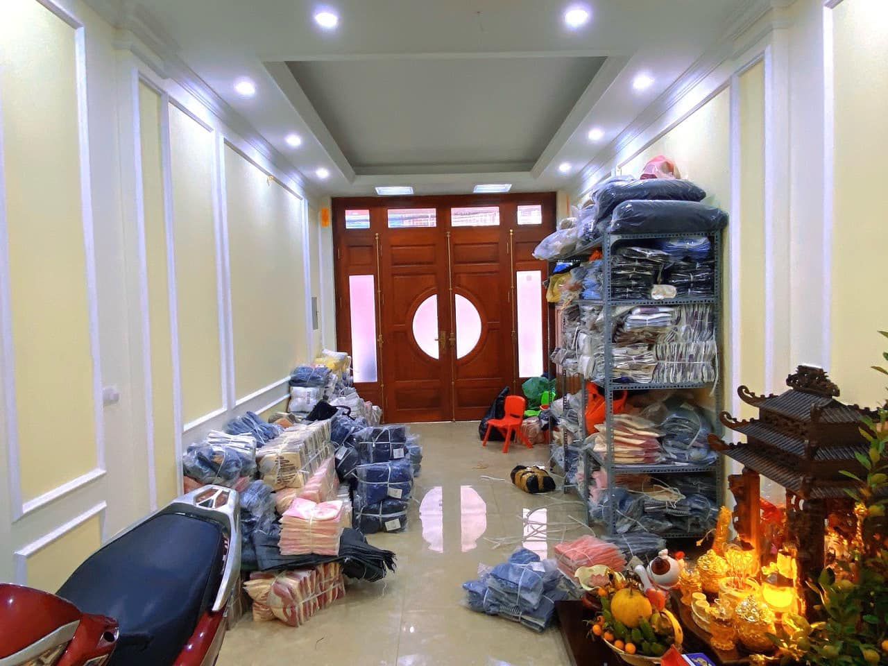 Căn hộ dòng tiền vừa ở vừa kinh doanh, vỉa hè rộng ô tô đỗ cửa Cầu Diễn - Bắc Từ Liêm