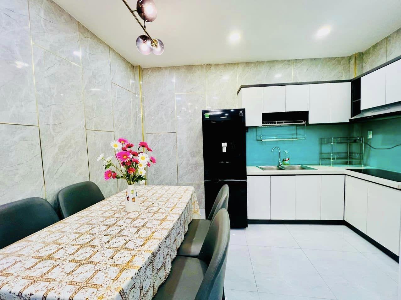 SIÊU PHẨM FULL NT - NGAY NGÃ 6 HẺM 133 - QUANG TRUNG - P10 - VINCOM - NGANG ĐẸP 4M - GIÁ CHỈ 3.98 TỶ.