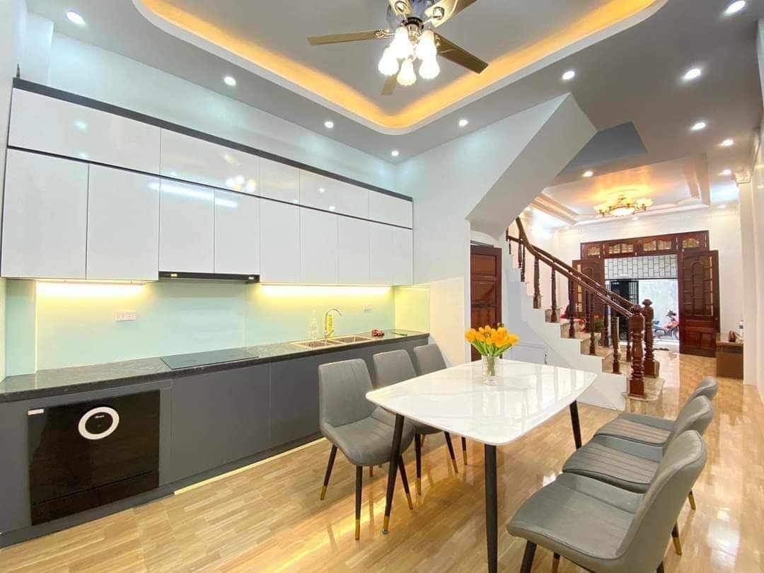 BÁN MẶT PHỐ NGỌC KHÁNH BA ĐÌNH VIP- Ô TÔ TRÁNH VỈA HÈ KINH DOANH 2 THOÁNG 62M2 x 5T