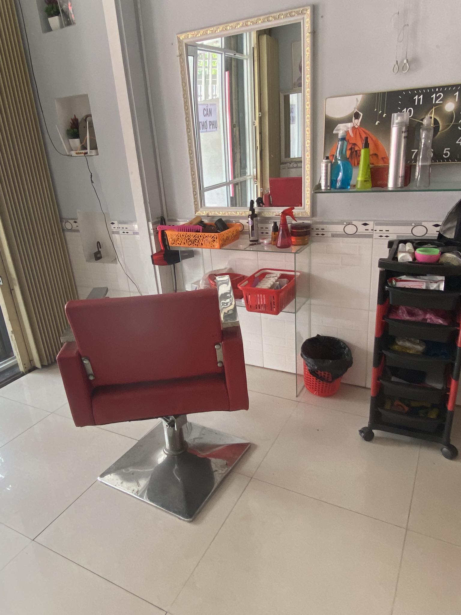 SANG NHƯỢNG LẠI TIỆM TÓC, NAIL, SPA TRUNG TÂM P1, TP. VĨNH LONG