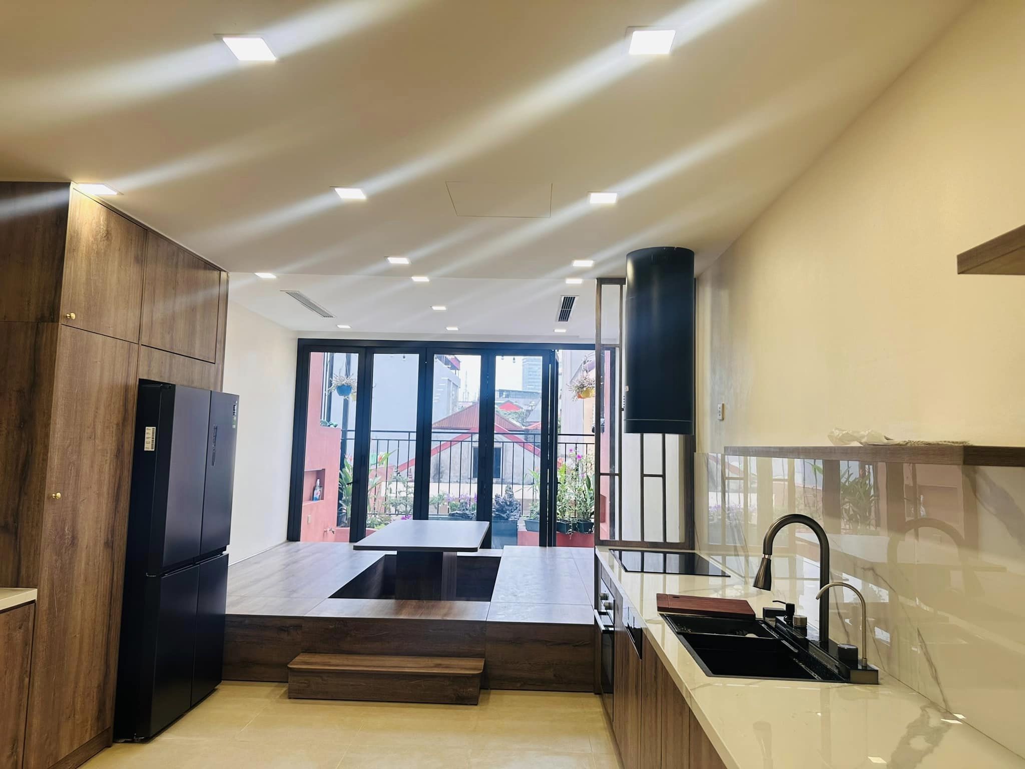 Bán Tòa nhà Hoàng Ngân 80m 6T MT 5m oto tránh 19 tỷ, ô chờ thang máy, kinh doanh đỉnh đa ngành nghề, full nội thất