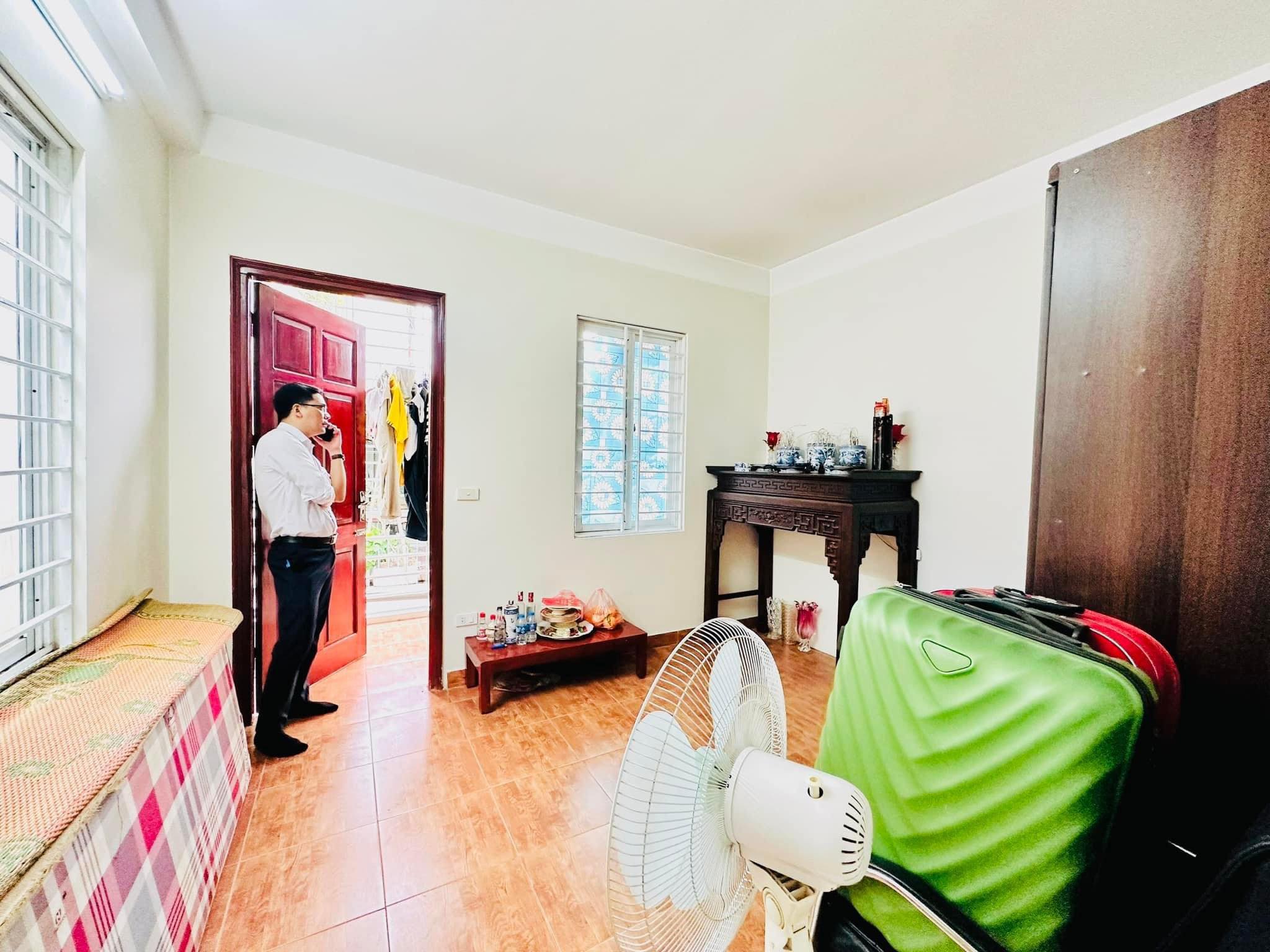 Bán Nhà Ngõ 358 Bùi Xương Trạch 29/30m 5T MT4 Giá 5.65 tỷ Thanh Xuân