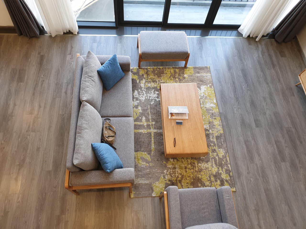 SIÊU HIẾM! Penstudio Lạc Long Quân 180M2 giá chỉ 18 tỷ Tây Hồ Căn Hộ siêu cao cấp cho giới thượng lưu