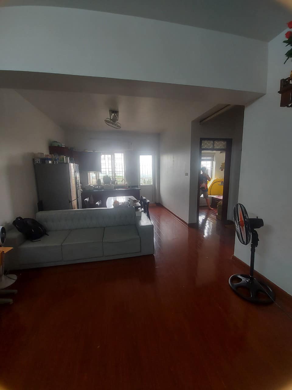 Bán căn chung cư Văn Quán, Hà Đông 77m2, giá 3,35 tỷ. 2 ngủ. Sổ đỏ chính chủ. Liên hệ: 0865959432