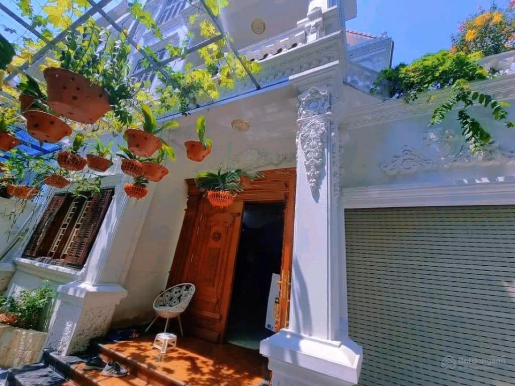 ⭐BIỆT THỰ QUẬN CẦU GIẤY- Lô Góc Ôtô tránh,dân trí cao 150m2/4Tầng/ MT 11m-34 Tỷ⭐