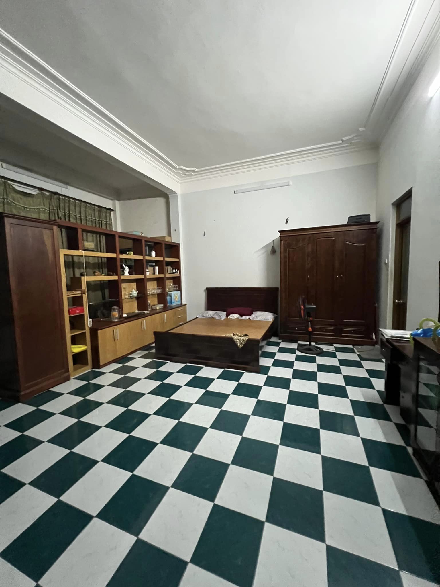 HIẾM-NHÀ MẶT PHỐ LẠC NGHIỆP-VỈA HÈ-LÔ GÓC-MẶT TIỀN RỘNG-KINH DOANH-52M 23xTỶ