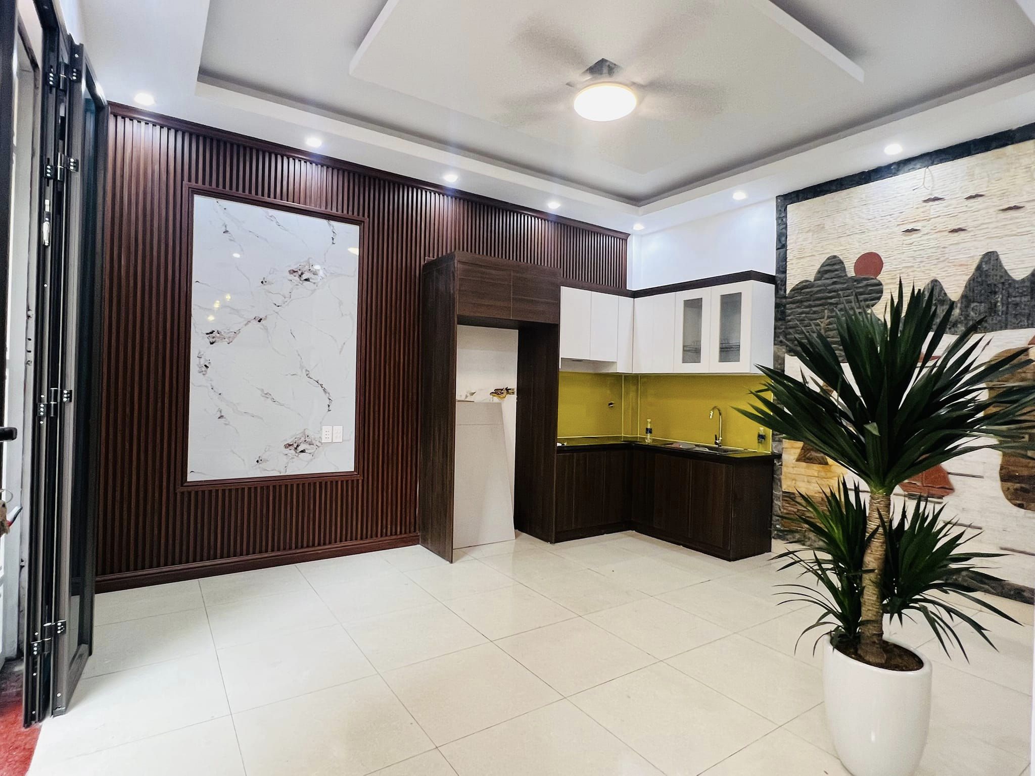 Ngõ thẳng tưng, Phân lô dân trí, 2 thoáng bán nhà Thái Hà-0946383428