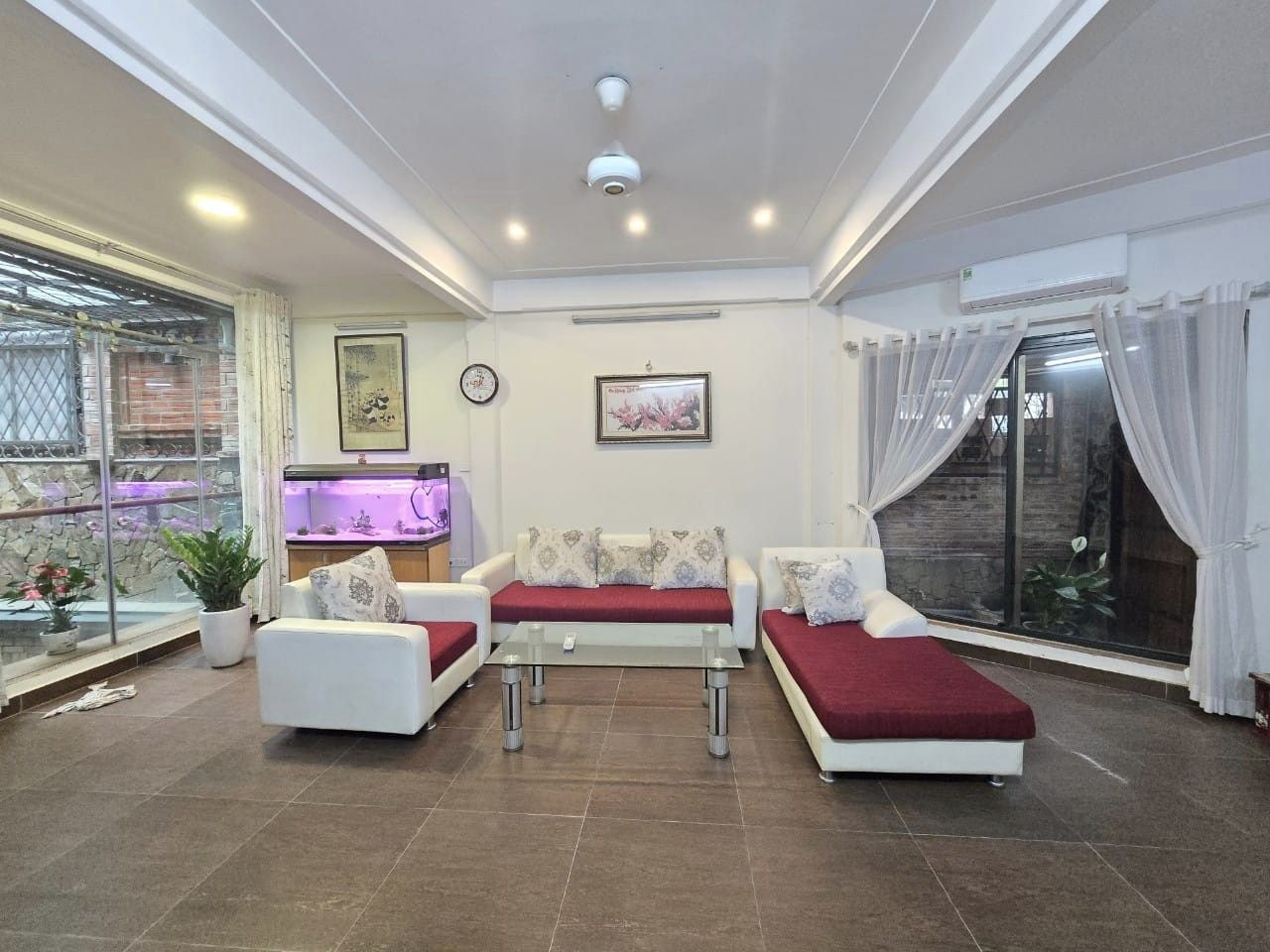 Bán biệt thự phân lô Kim Đồng, 138m2, mặt tiền 5.1m, 24.8 tỷ, vỉa hè, ô tô tránh, kinh doanh