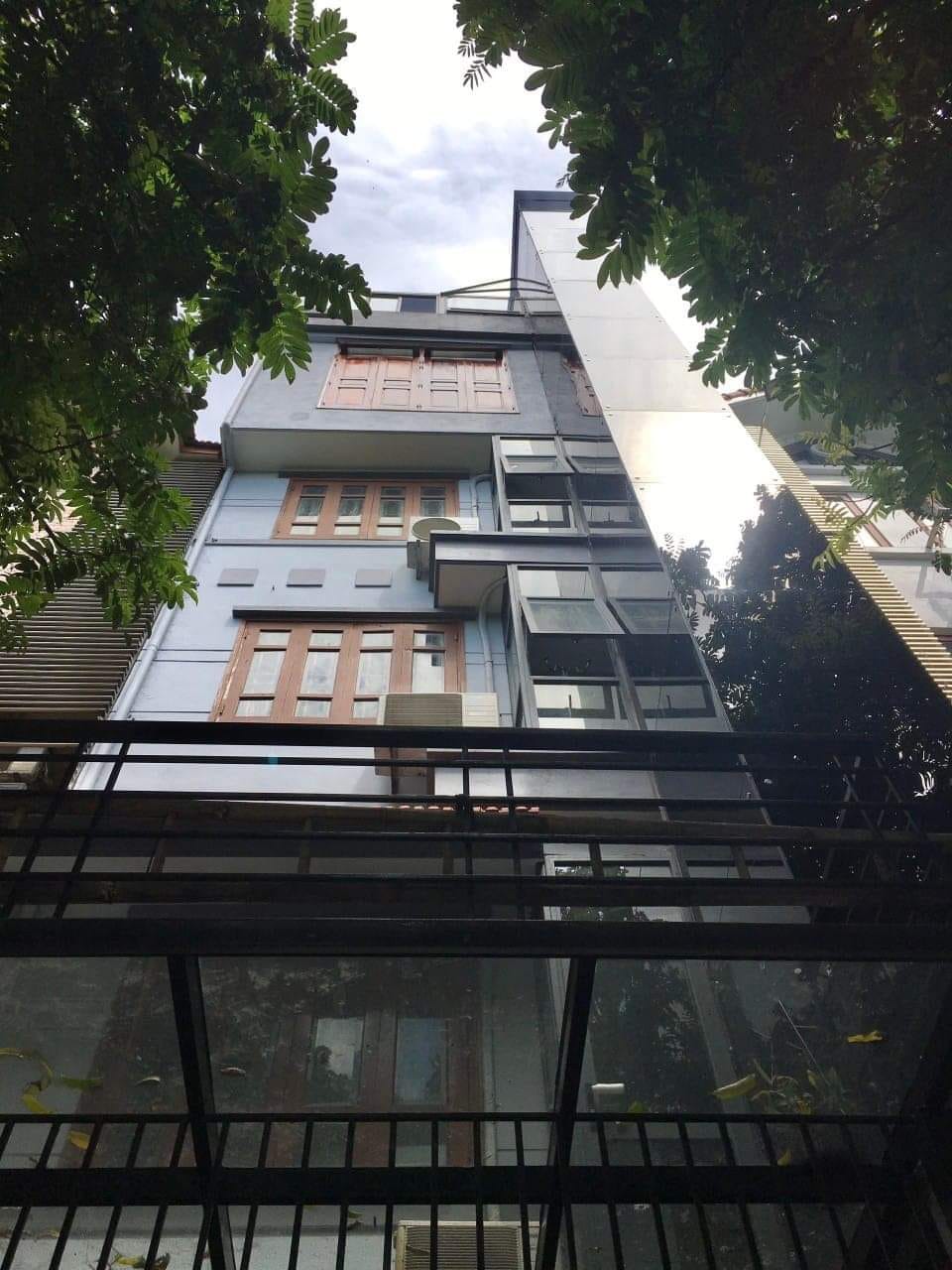 (OTO TRÁNH) Bán nhà mặt ngõ Hoàng Quốc Việt 70mx5T 6PN ngõ thông KINH DOANH 30m ra phố 12 ty Cầu Giấy 0969040000