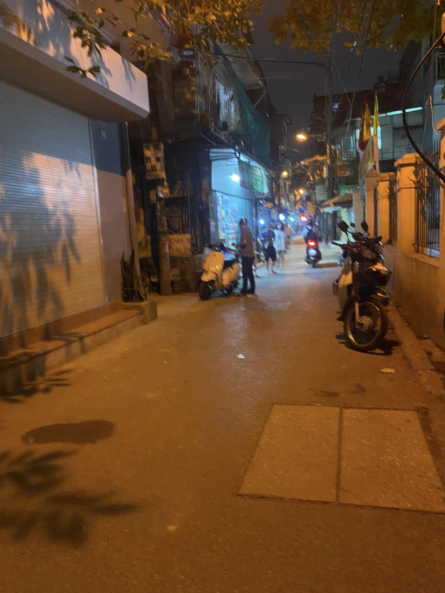 NHÀ PHỐ NGUYỄN TRÃI-VŨ TRỌNG PHỤNG-THANH XUÂN-DT 45M2- 5TẦNG-2 THOÁNG- ÔTÔ ĐỖ CỬA -VỪA Ở VỪA CHO THUÊ GIÁ TỐT- LH NGAY 0916871895