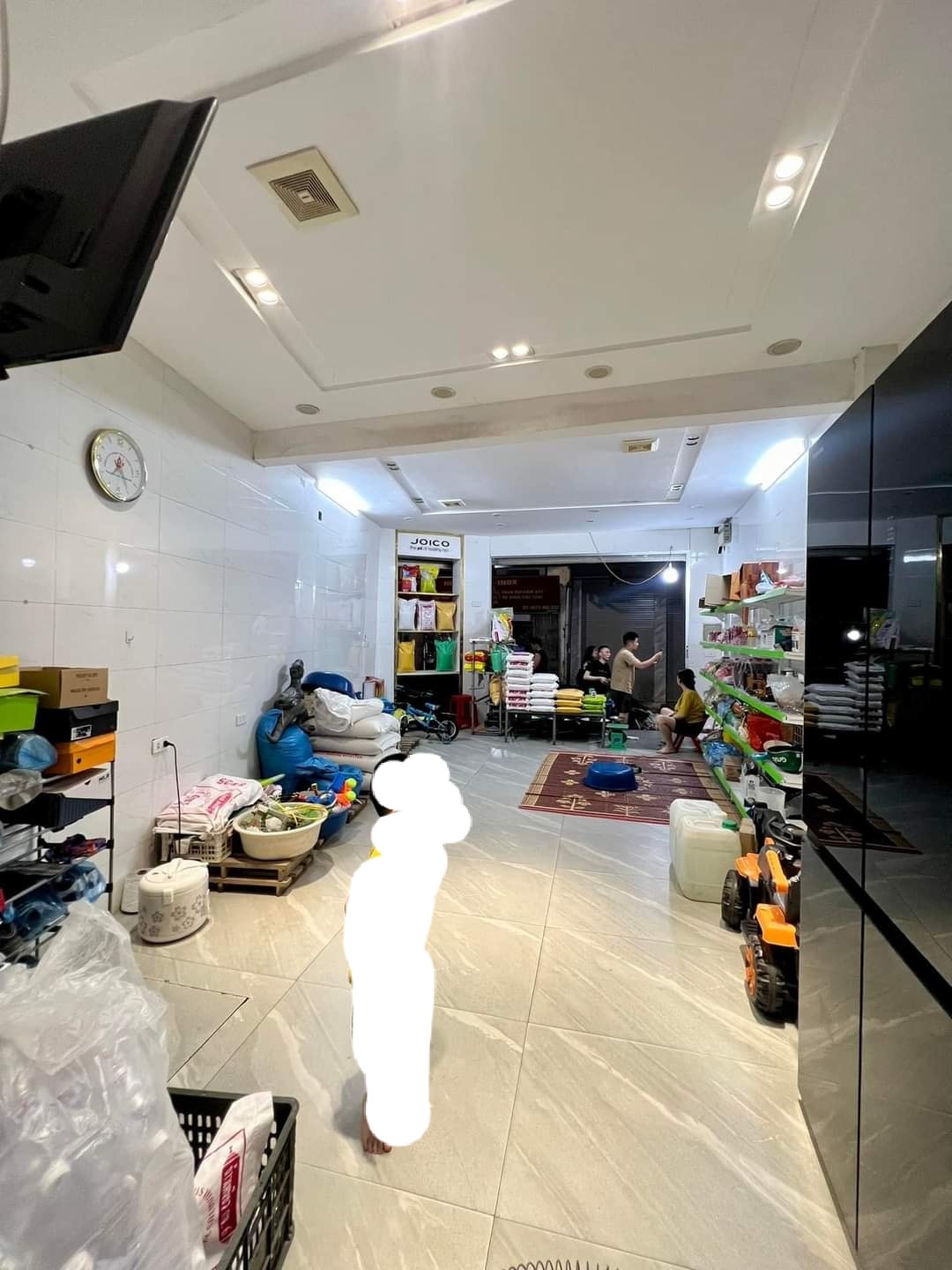 Bán nhà Chợ Khâm Thiên- Đống Đa. Diện tích 44m2 x 3T, mặt tiền 5m. Giá 7.8 tỷ(TL)