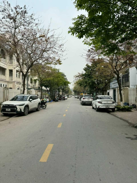 Bán Biệt Thự KĐT Vân Canh - Trịnh Văn Bô DT 280m - MT14m Ô tô Vỉa hè