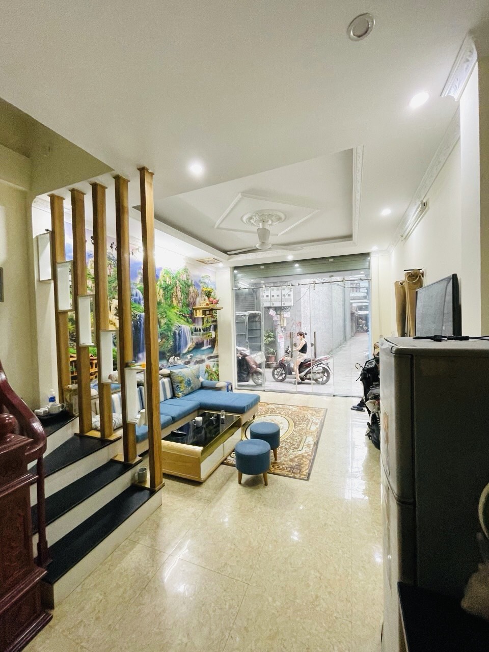 BÁN NHÀ MỸ ĐÌNH 40M 5T MT5M LÔ GÓC - KINH DOANH - Ô TÔ ĐỖ CỬA - HƠN 6 TỶ