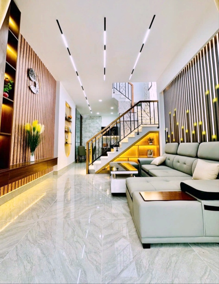 Bán Nhà Đẹp 38M2 Hẻm Xe Hơi Gò Vấp Thống Nhất Trường Nguyễn Du Hơn 4Tỷ2 Xíu