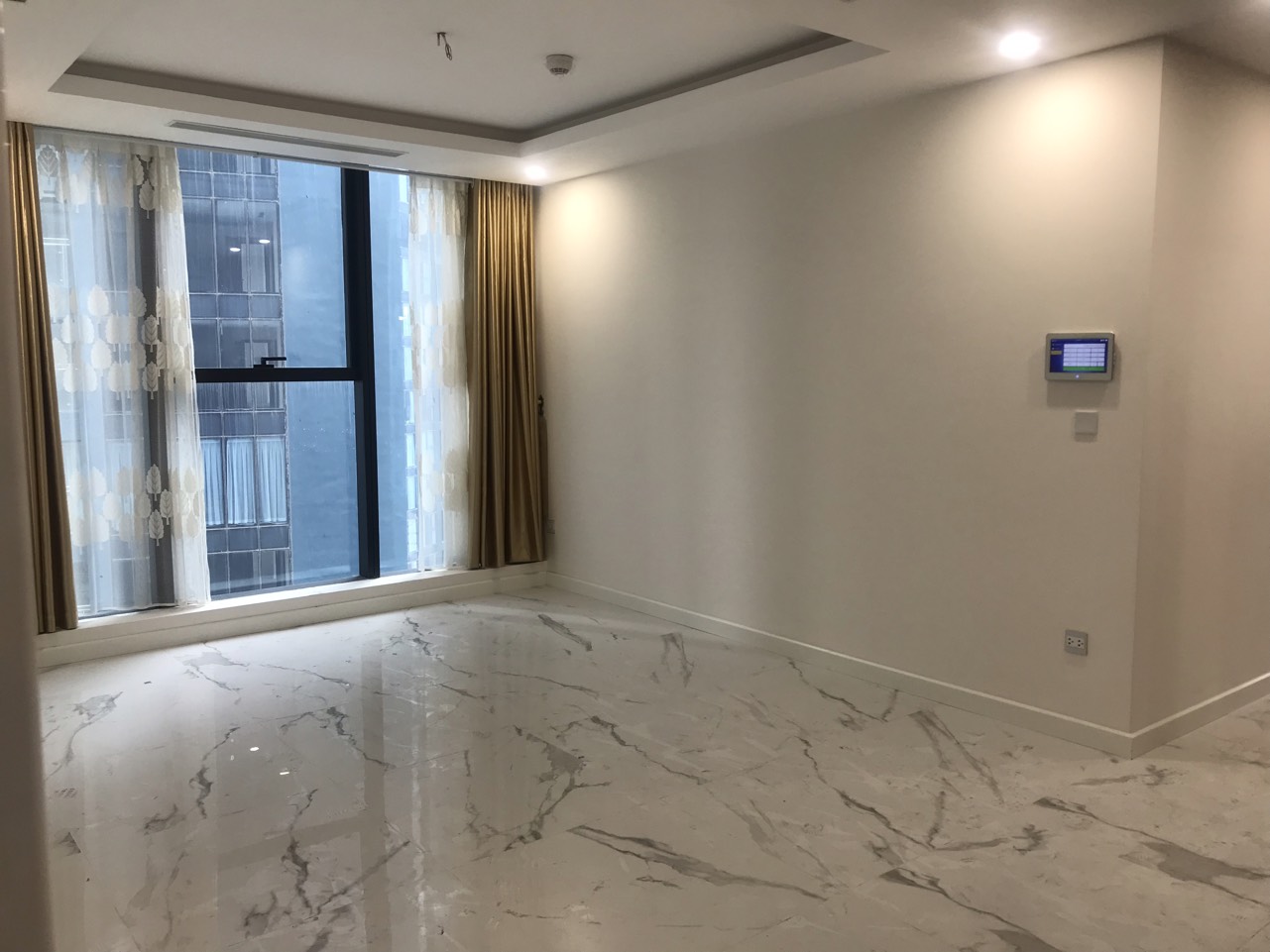 Chính chủ cho thuê chung cư Toà Sunshine Ciputra, Bắc Từ Liêm, Hà Nội.