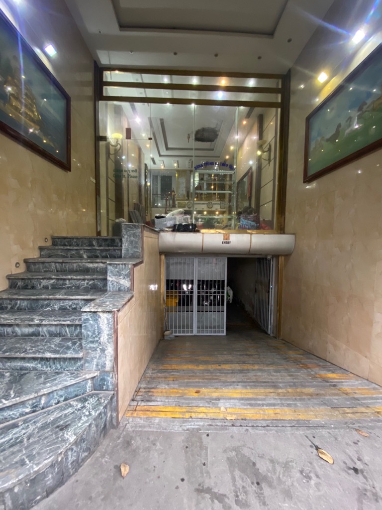 BÁN GẤP MP LÝ NAM ĐẾ, CỰC HIÉM, VỊ TRÍ SIÊU ĐỈNH, CHỖ VIEW ĐẸP, Ô TÔ ĐỖ, KD ĐỈNH 179,3M/MT 7,5M/105TỶ.