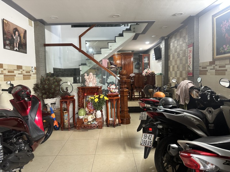 Bán nhà riêng 46m2 5 tầng (4,2x11) phường 12 quận 6 chỉ 12,5 tỷ