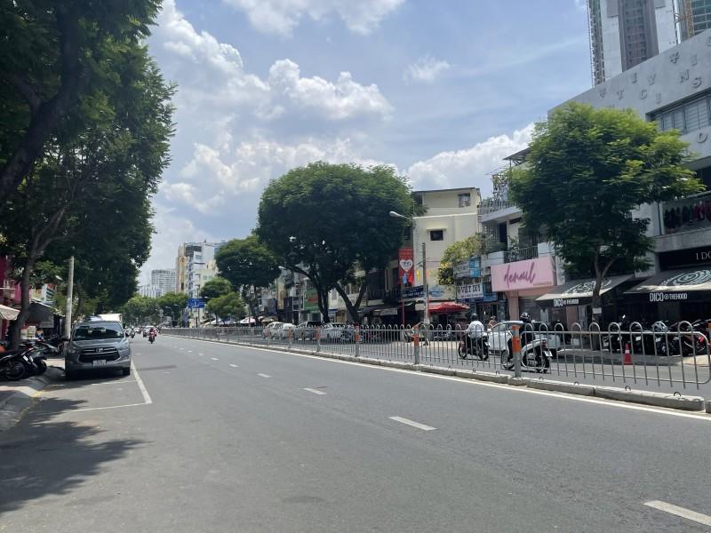 CHDV TT QUẬN 1 - DOANH THU 80TR/TH - THANG MÁY - NGAY PHỐ ĐI BỘ BÙI VIỆN DT 61M2 GIÁ NHỈNH 18 TỶ