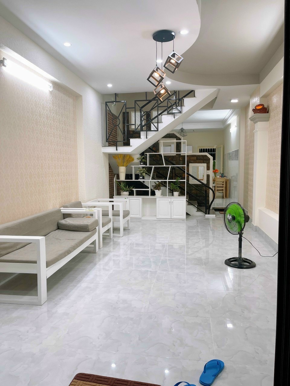 Nhà hxh đường 339 phước long B, DT 100m, 3 tầng