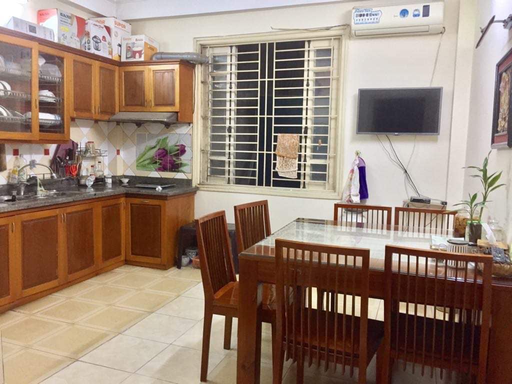 ​Bán gấp 145m2 nhà mặt phố Vĩnh Phúc ba Đình 20 tỷ.