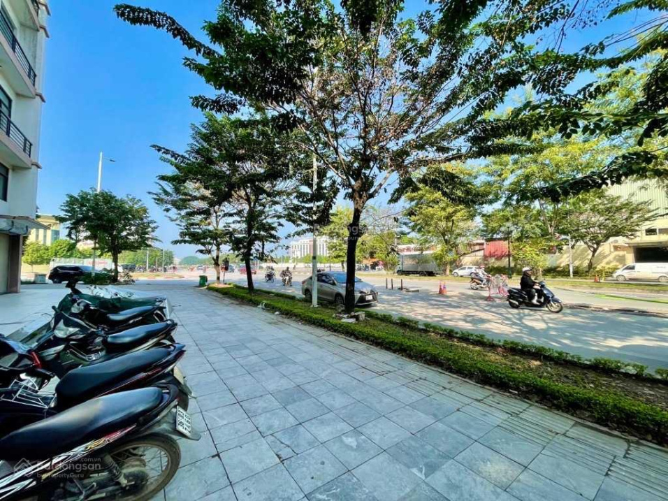 Bán nhà mặt phố TT Nam Từ Liêm - DT 170m2 x MT 7m - Ô Tô Kinh Doanh VP