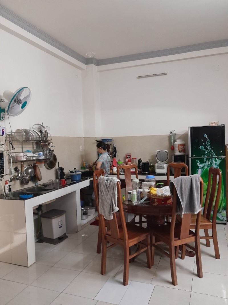 Bán Nhà Đẹp Ngay Ngã Tư Bình Thái Trường Thọ-128m2 giá 10.8.Ty