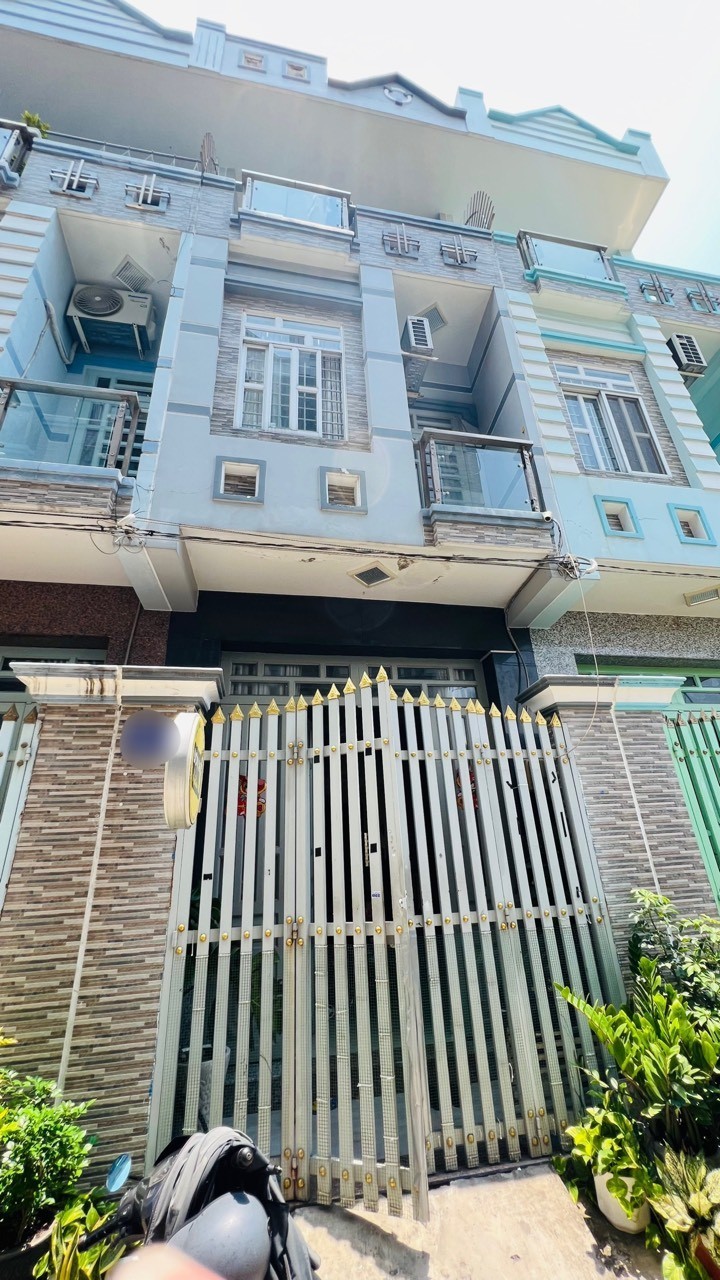 Bán nhà hàng ngợp bank hẻm ô tô 44m2 3 tầng Phú Định phường 16 quận 8 chỉ 4,8 tỷ