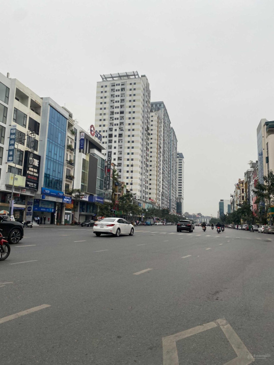 Cho thuê Shophouse chân đế chung cư 90m2, 2 tầng