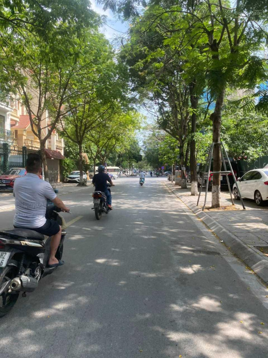 Bán nhà mặt phố Phú Xá - Tây Hồ - DT 105m2 MT9m 10 tầng Thang máy - Ô tô - Vỉa hè