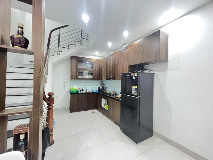 NHANH THÌ KỊP TRUNG KÍNH CẦU GIẤY ÔTÔ TRÁNH KINH DOANH 50M2 5T 21 TỶ