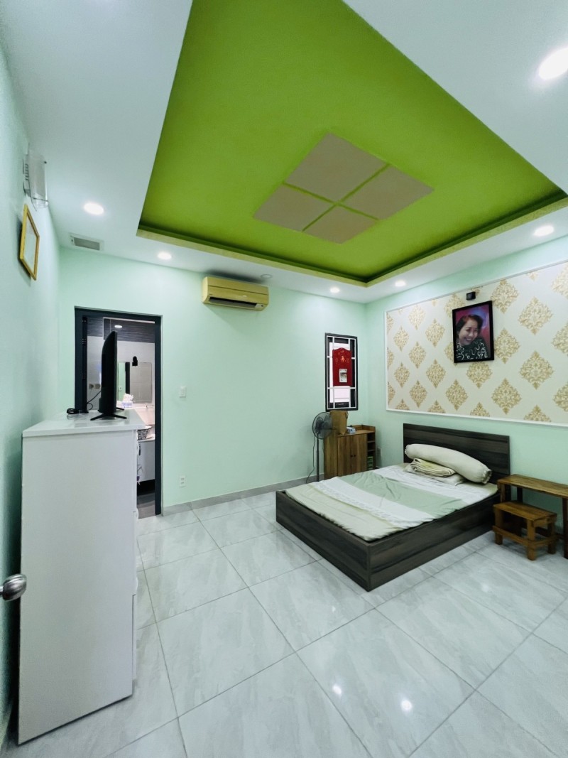 Nhà Bán Hẻm 108/ 5 TẦNG Thích Quảng Đức 50m2 - 4PN ,hẻm thông 3m Giá chỉ 5 tỷ 750