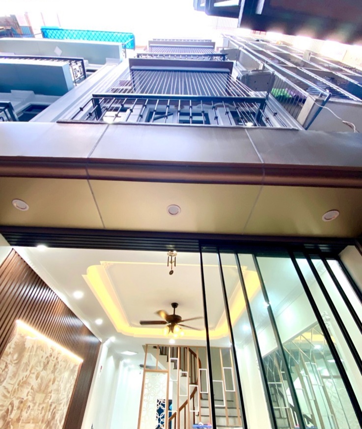 PHÁO ĐÀI LÁNG – NHÀ ĐẸP – VỊ TRÍ ĐẮC ĐỊA – GẦN Ô TÔ – TẶNG FULL NỘI THẤT – 45M2, 8.5 TỶ