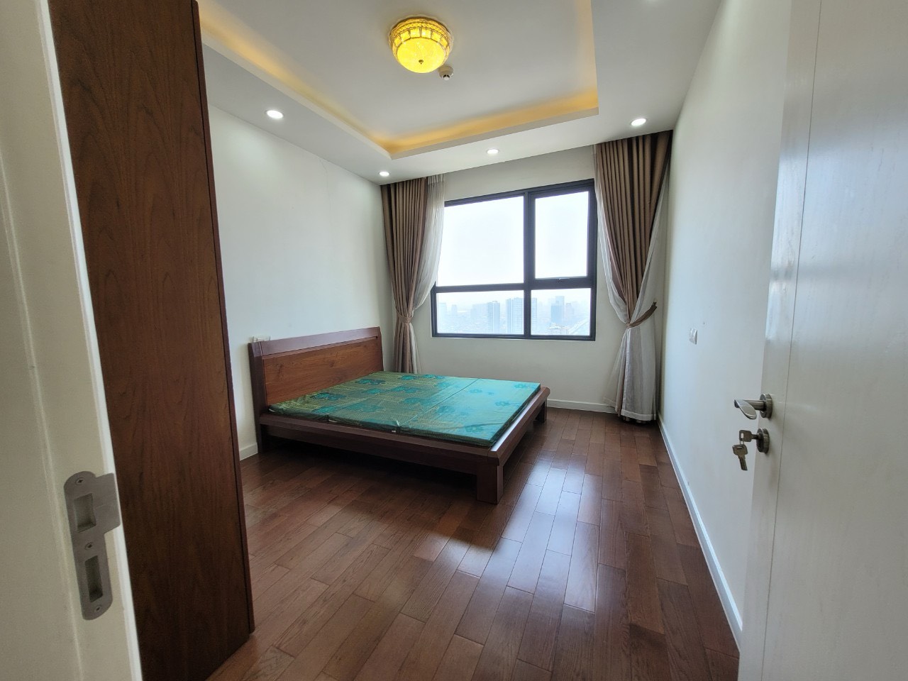 Cho thuê chung cư cao cấp tầng cao D.Capital - Cầu giấy - 80m - 19 triệu - 2 ngủ - 2 WC Full đồ