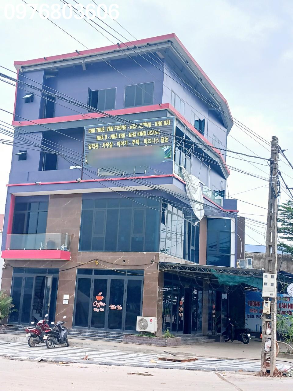 CỰC HIẾM LÔ GÓC VỊ TRÍ KIM CƯƠNG: duy nhất cần bán tòa nhà văn phòng 4 tầng 240m lô góc 2 mặt tiền ngay sát cty SAMSUNG