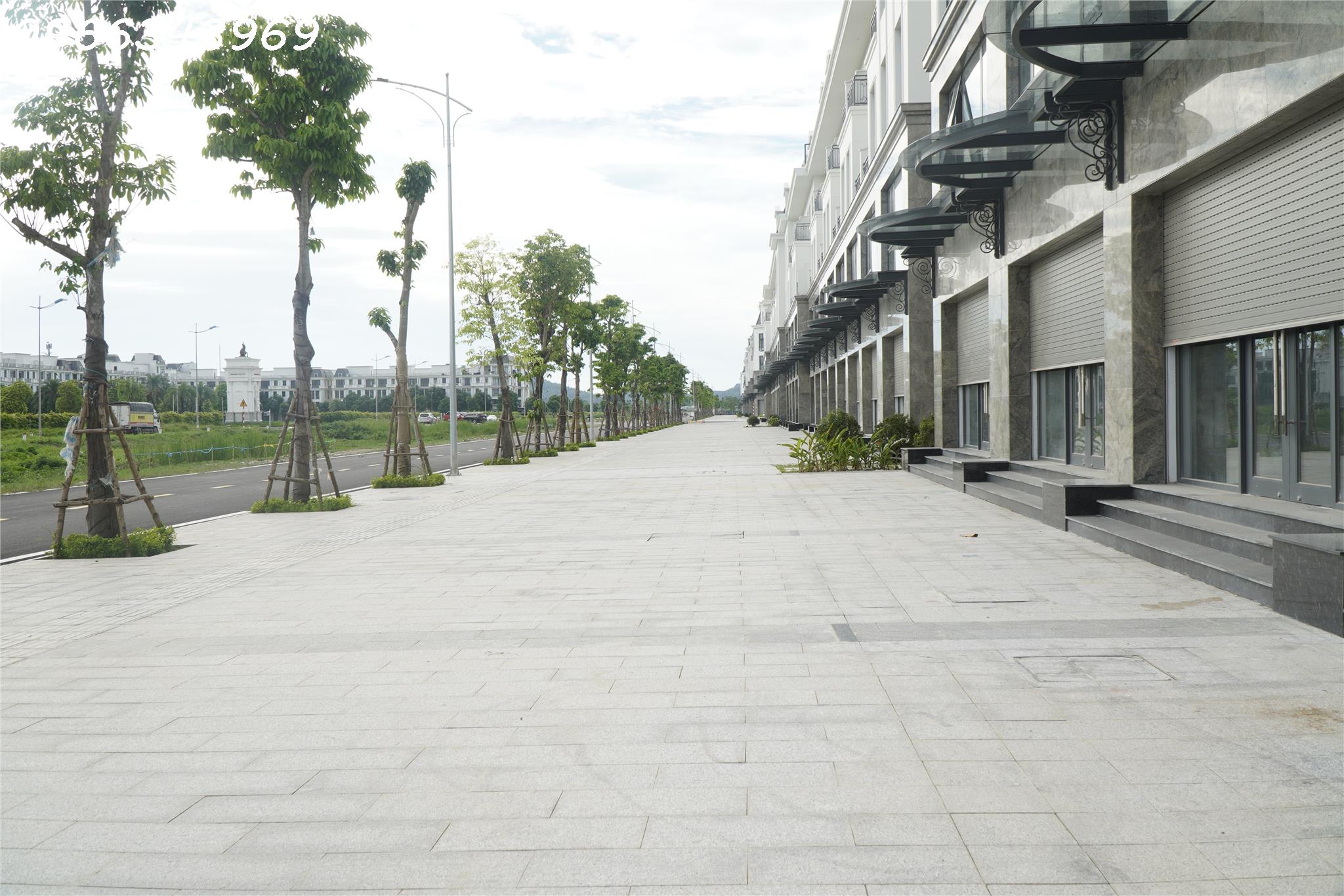 SHOPHOUSE MẶT ĐẠI LỘ NAM SÔNG MÃ 67M, VỈA HÈ 11M. VAY NGÂN HÀNG LÃI 0% ÂN HẠN GỐC 18 THÁNG. CĐT: 0966 343 969