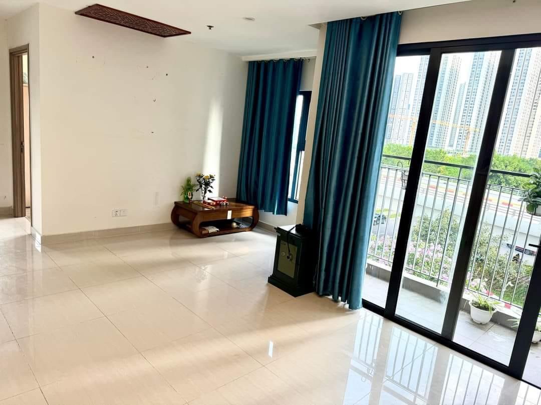 Bán CCCC Vinhomes Smart City 63m chỉ 3.6