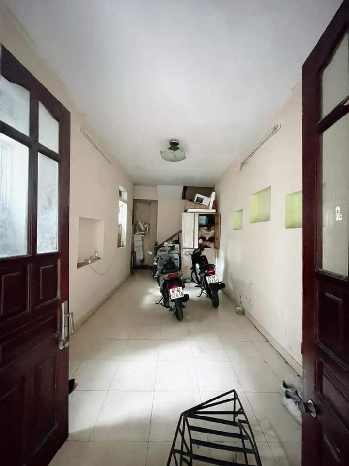 BÁN NHÀ ĐỘI CẤN, QUẬN BA ĐÌNH,DT27M2×3T,MT3.2M,GIÁ 4TỶ,LÔ GÓC, GẦN PHỐ