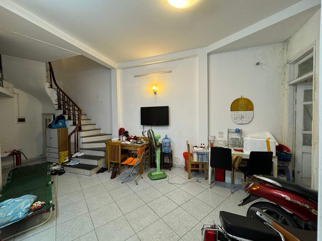 BÁN NHÀ HOÀNG HOA THÁM,QUẬN BA ĐÌNH,DT33M2×4T,MT5M,GIÁ 3.85TỶ, HOT BA ĐÌNH, VỪA TÚI TIỀN