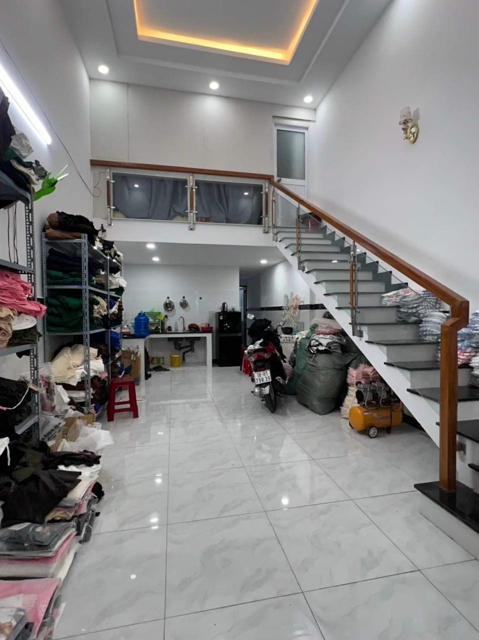 bán nhà hẻm xe kia đỗ cửa Hiệp Thành QUận 12 - 4 *14 sổ hông riêng chỉ hơn 2 tỷ