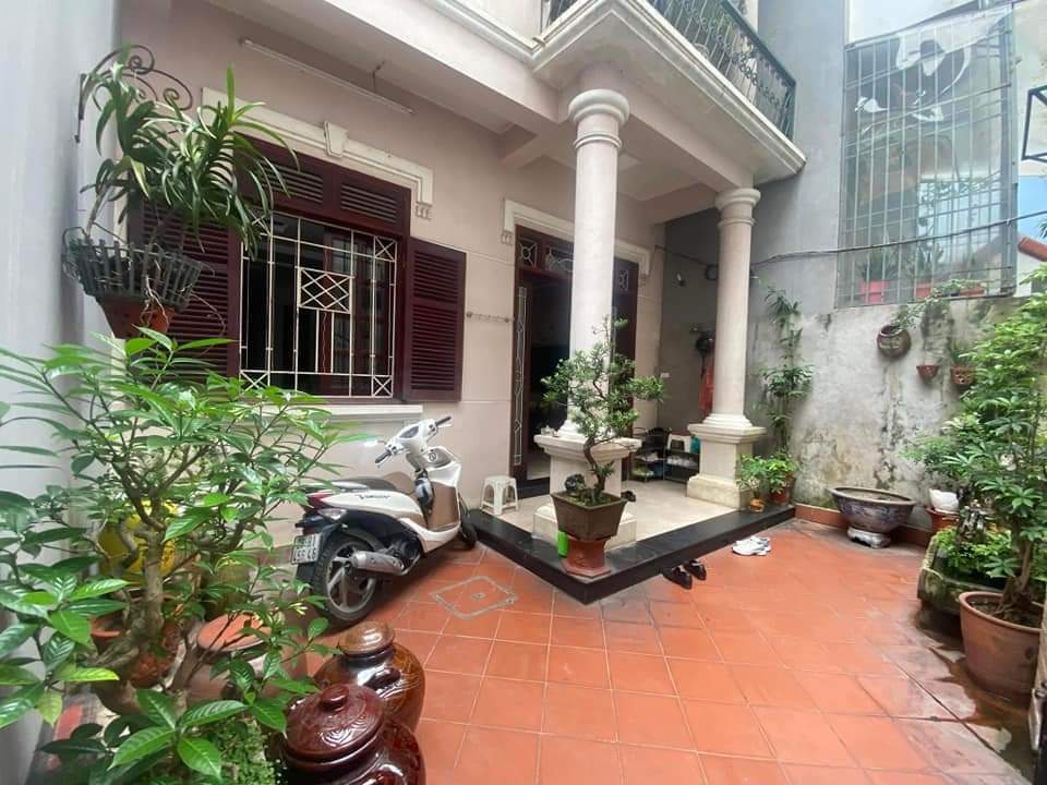 BÁN NHÀ ĐỘI CẤN,QUẬN BA ĐÌNH,DT91M2×3T,MT5.5M,GIÁ 12.6TỶ,BIỆT THỰ MINI, SỔ ĐẸP