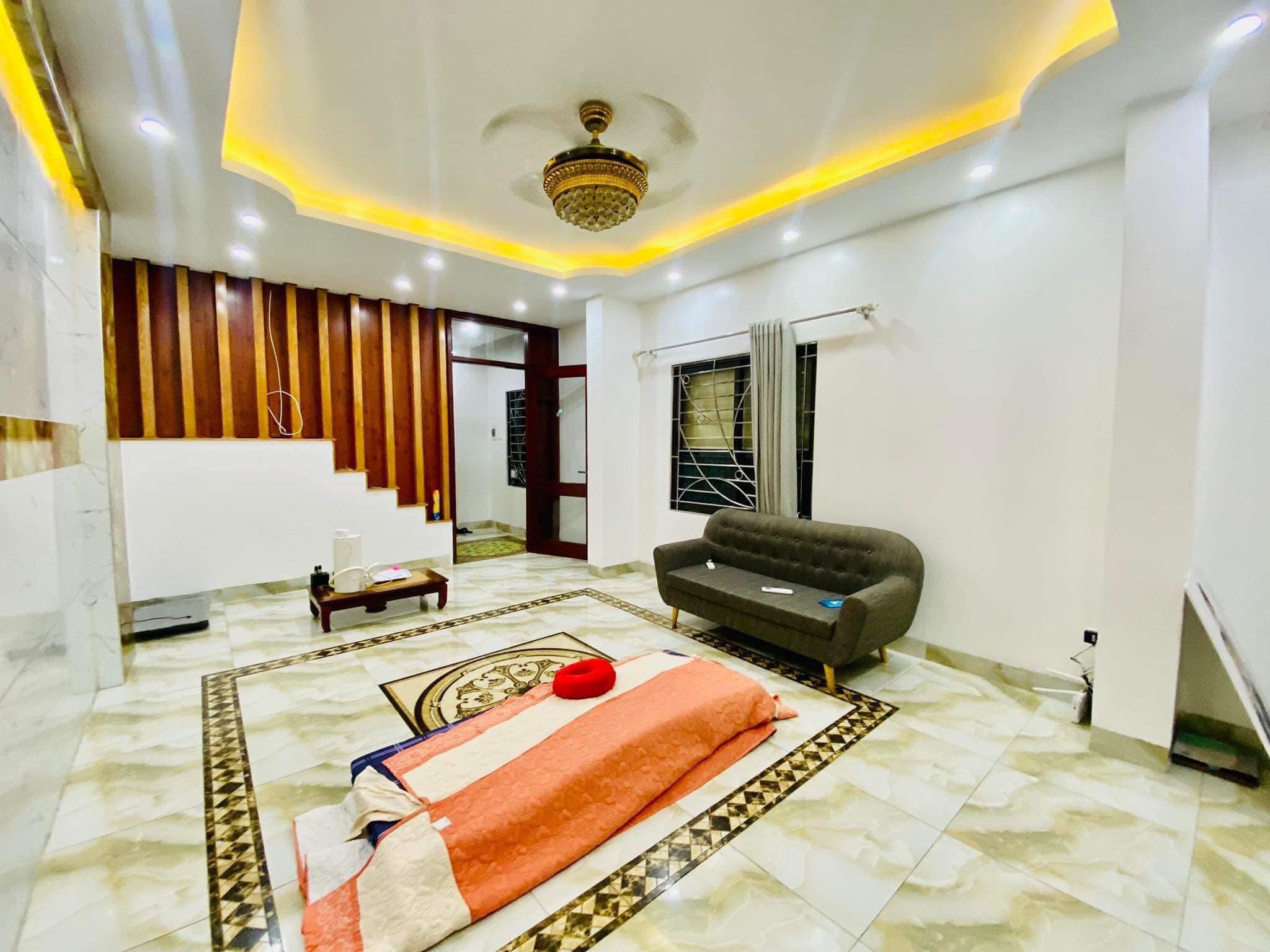 Bán nhà đẹp Lô góc - Trung tâm Ba Đình - nhỉnh 6 tỷ