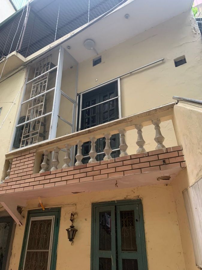 Cơ Hội Đầu Tư Lợi Nhuận: Nhà Phố Sang Trọng, Trung Tâm Hà Nội. 65m, 2 tầng, tiện an sinh, môi trường dân trí cao và lịch sự.