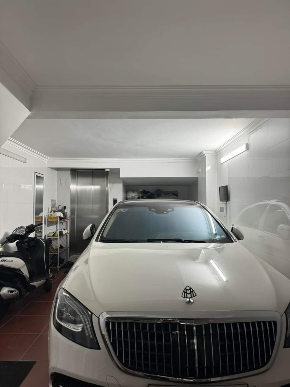 PHÂN LÔ VIP BA ĐÌNH - Ô TÔ TRÁNH VỈA HÈ - THANG MÁY Ba Đình, Linh Lang 40m, 7 tầng, mt 4 m, giá 16,2 tỷ