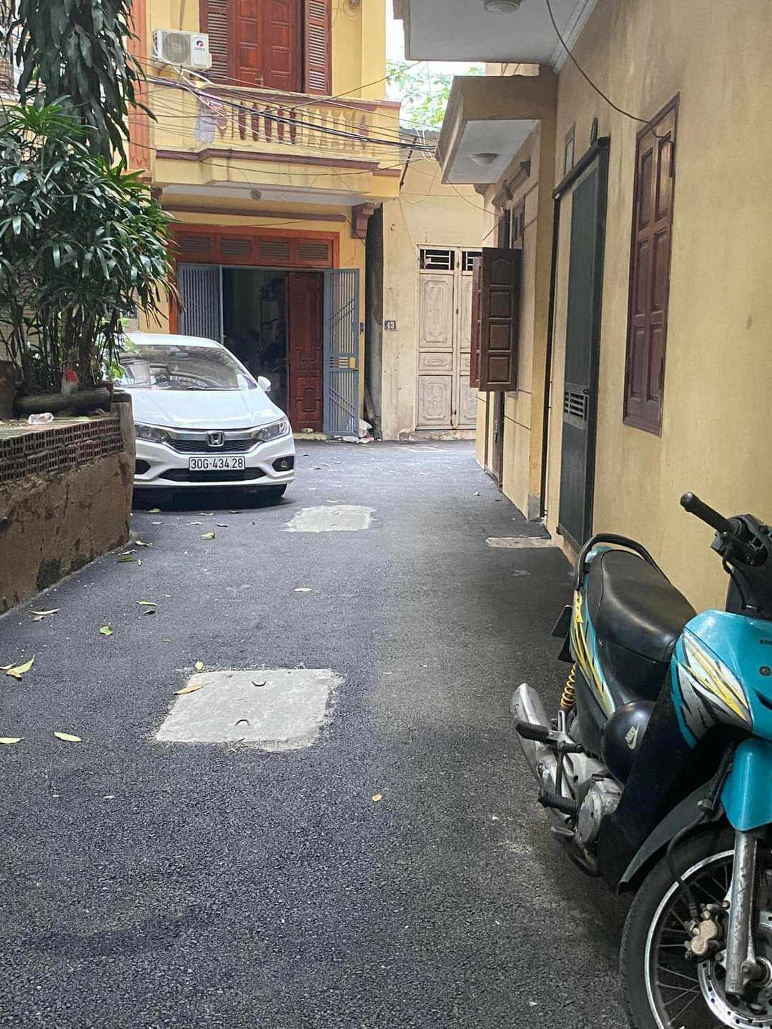 Nhà phố Nguyễn Trãi đối diện Royal Cty – 35m2, 4 tầng, ô tô đỗ cửa, nhỉnh 5 tỷ