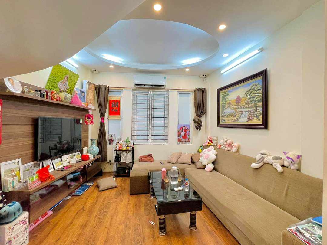 Bán nhà riêng đường Nguyễn Trãi Quận Thanh Xuân – 36m2, 5 tầng mới ở ngay, gần Royal Cty