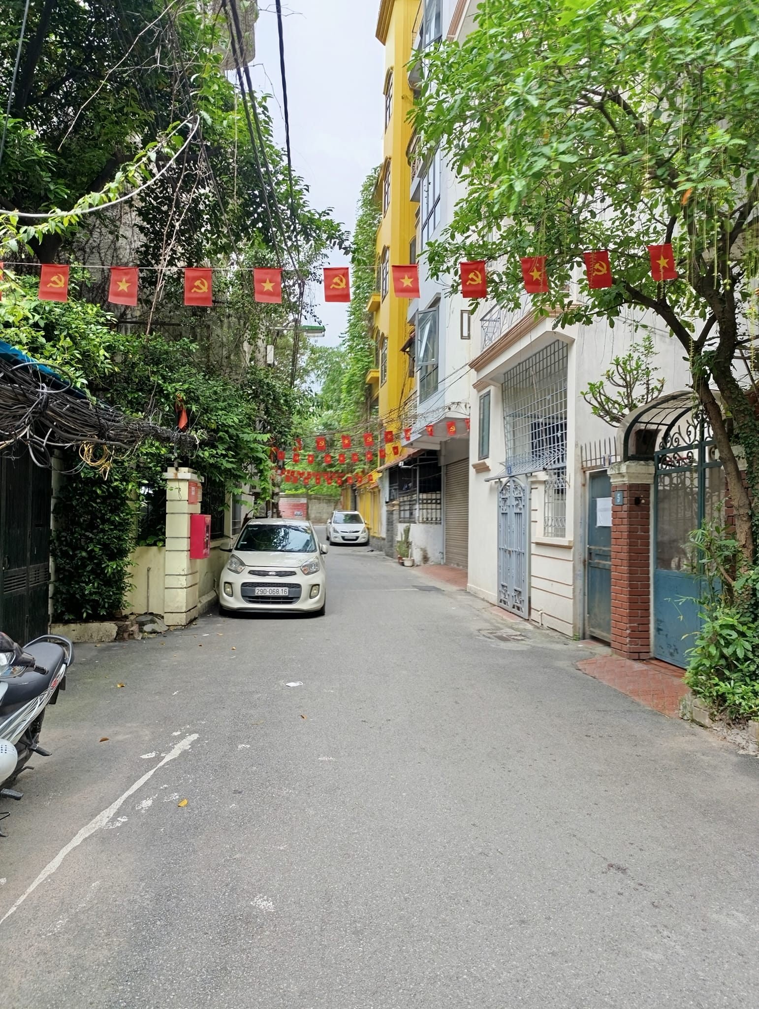 Bán nhà Vị trí đẹp/Hướng đẹp - Nghi Tàm/Tây Hồ - 66m2 - 15.8 tỷ