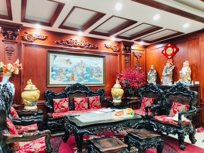 Tôi bán nhà 158 phố Nguyễn Sơn gần phố Nguyễn Văn Cừ, MT rộng, 102m2 chỉ 21.9 tỷ. LH 0989.62.6116